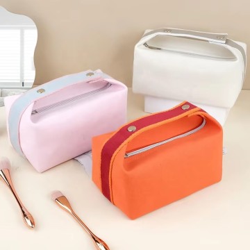 Customized Stylish Function-Specific Bag Canvas...